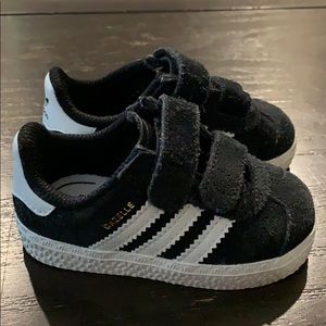 Adidas gazelle- toddler size 4